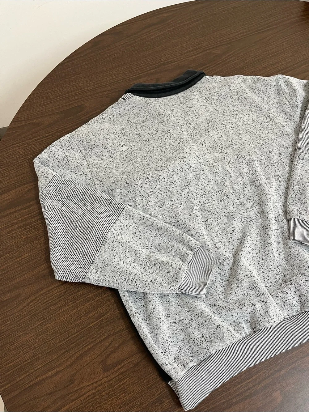 Classics by Palmland Banded Bottom Sweater Mens XL Gray Black Striped Vintage